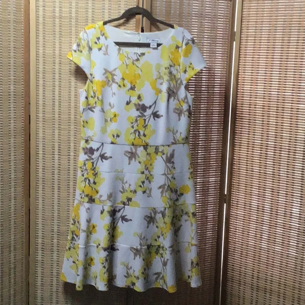 Get ready for spring, - Picture 2 of 4